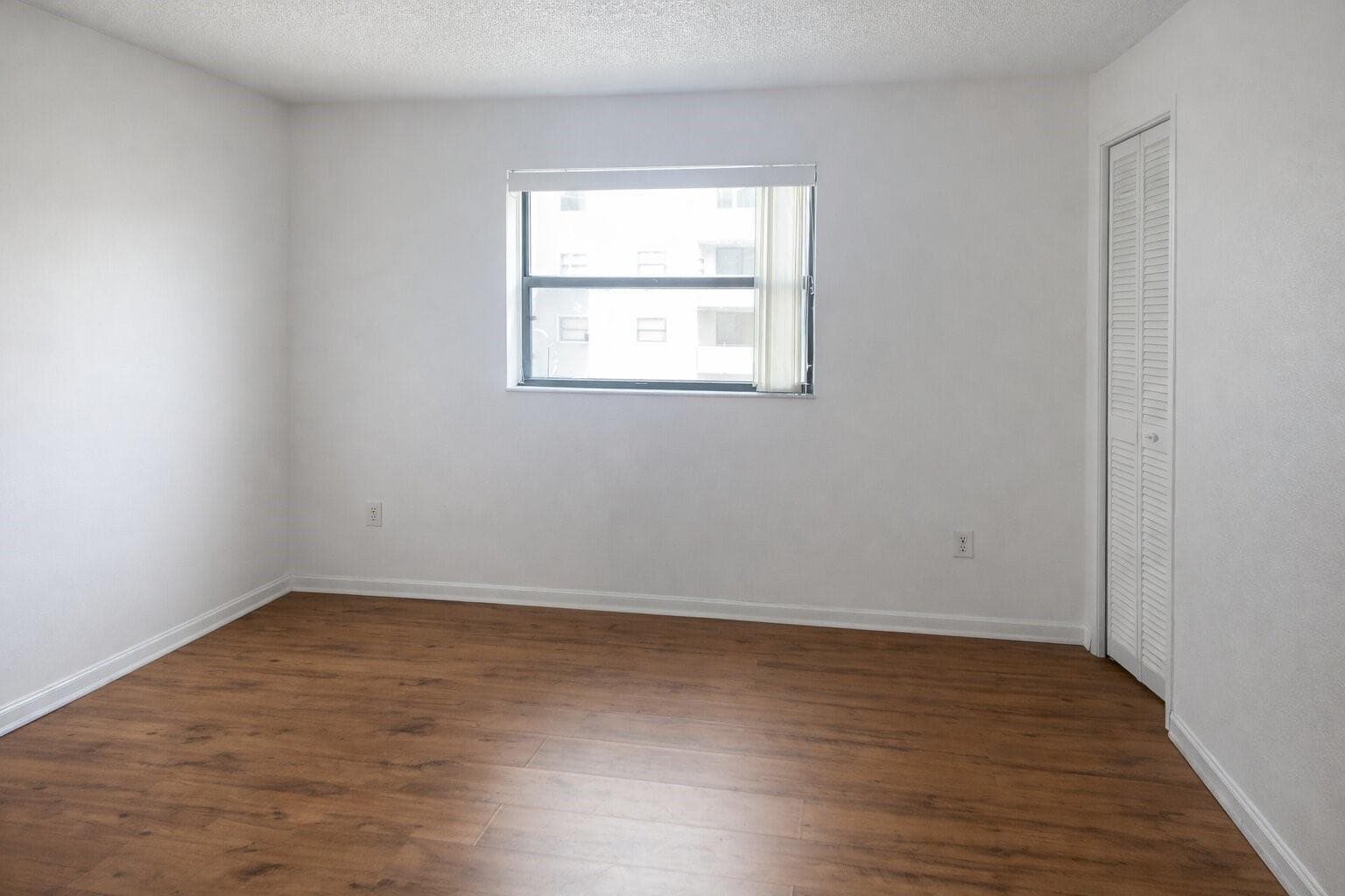 8185 NW 7th Street # 214, Miami FL 33126 — 8