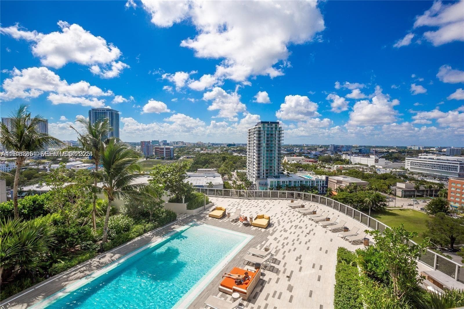 488 NE 18th St # 501, Miami FL 33132 — 23