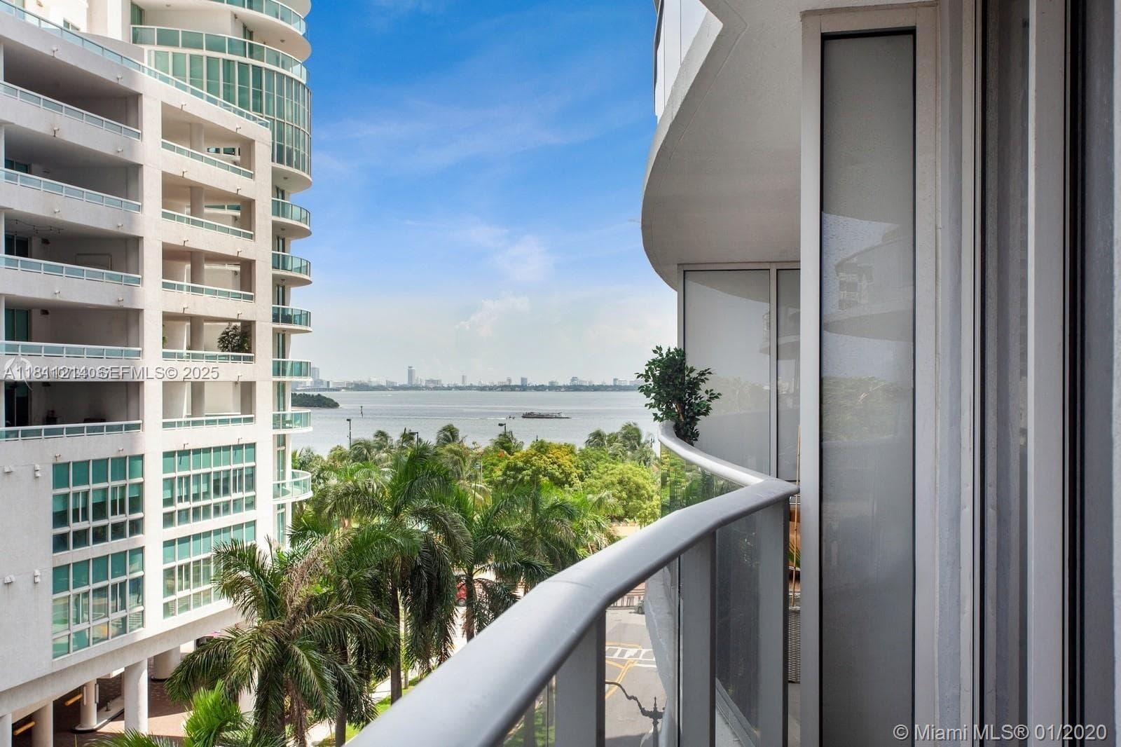 488 NE 18th St # 501, Miami FL 33132 — 16