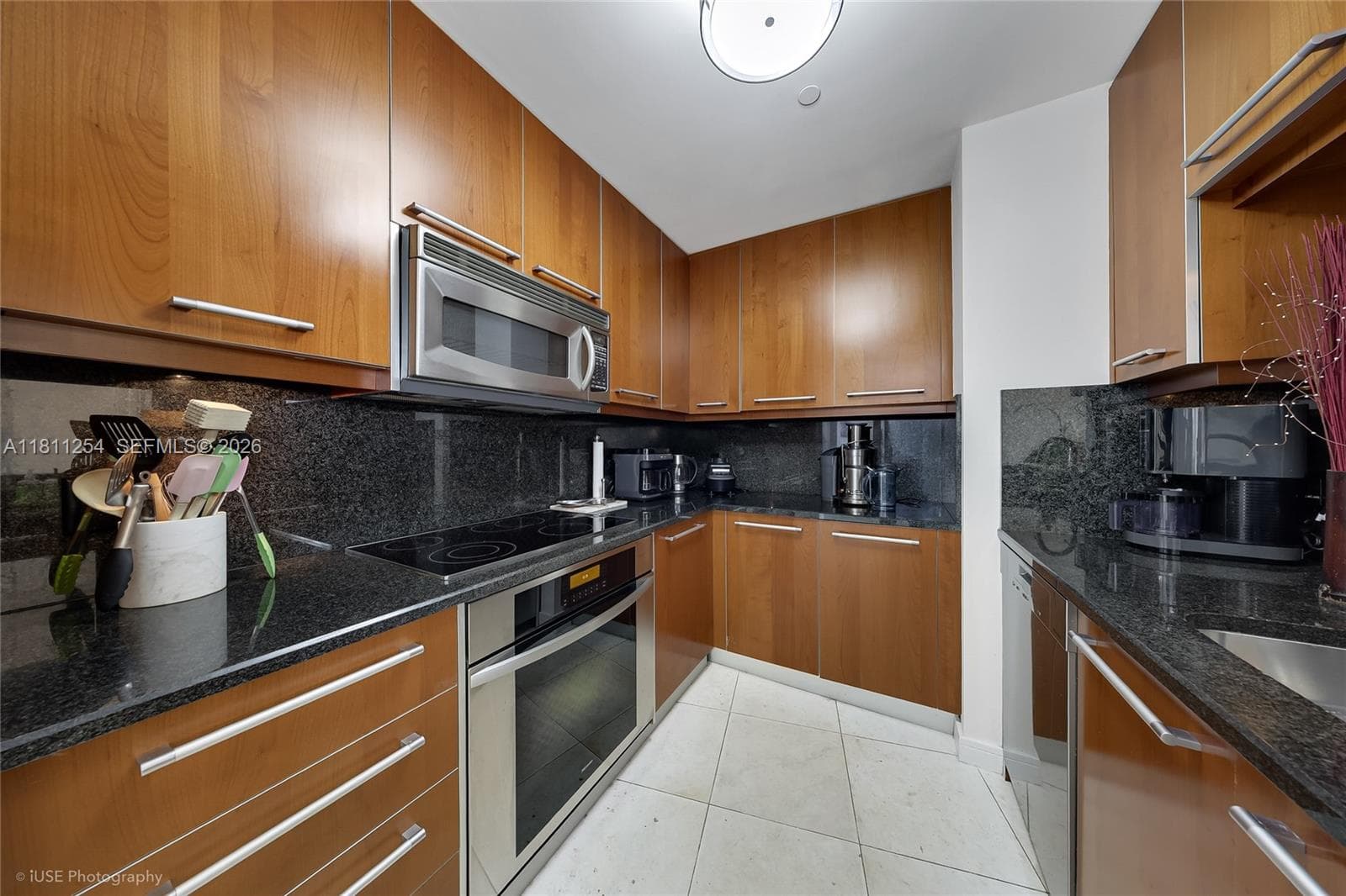 901 Brickell Key Blvd # 2701, Miami FL 33131 — 16