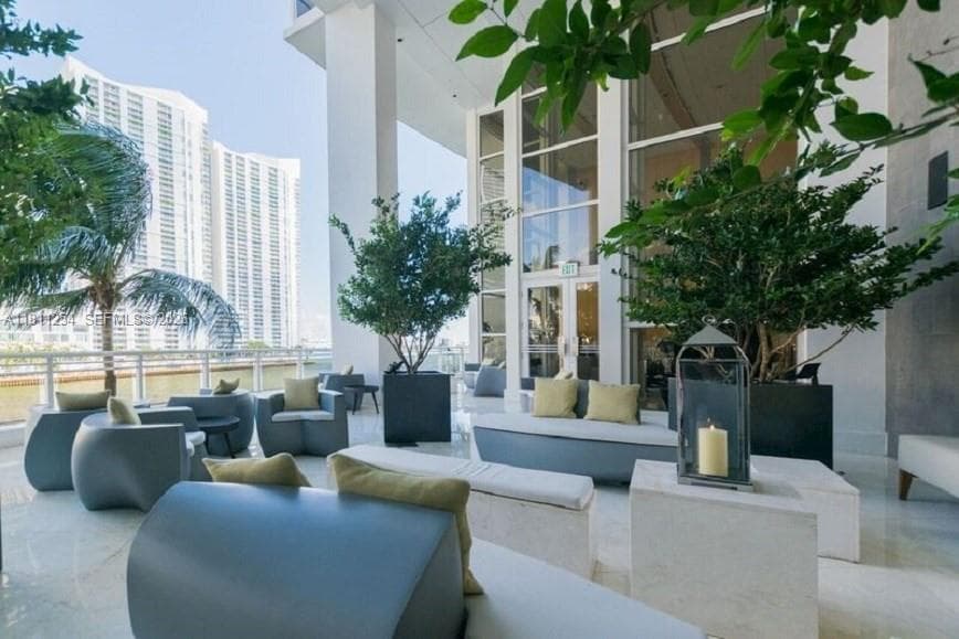 901 Brickell Key Blvd # 2701, Miami FL 33131 — 7