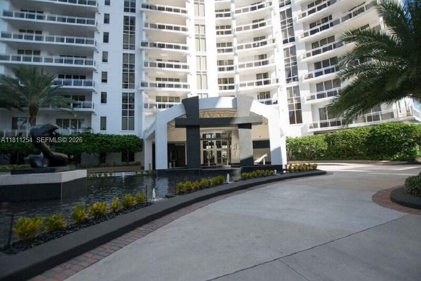 901 Brickell Key Blvd # 2701, Miami FL 33131 — 3
