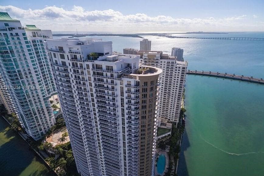 901 Brickell Key Blvd # 2701, Miami FL 33131 — 1