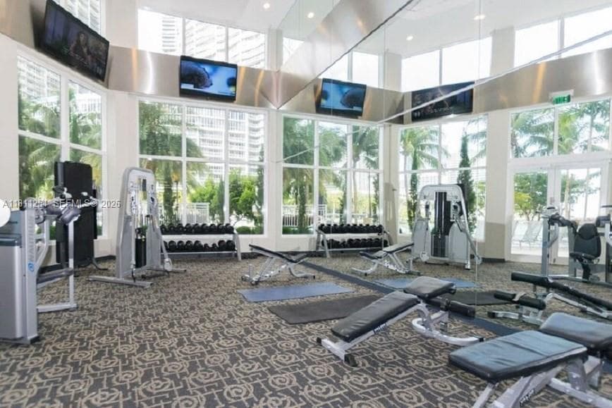 901 Brickell Key Blvd # 2701, Miami FL 33131 — 9