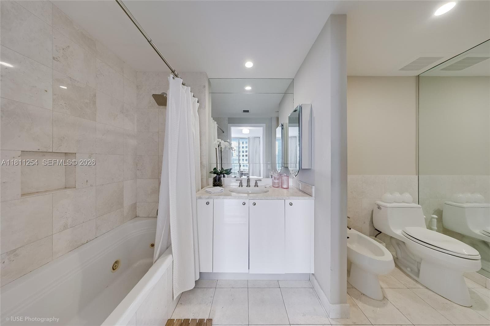 901 Brickell Key Blvd # 2701, Miami FL 33131 — 15