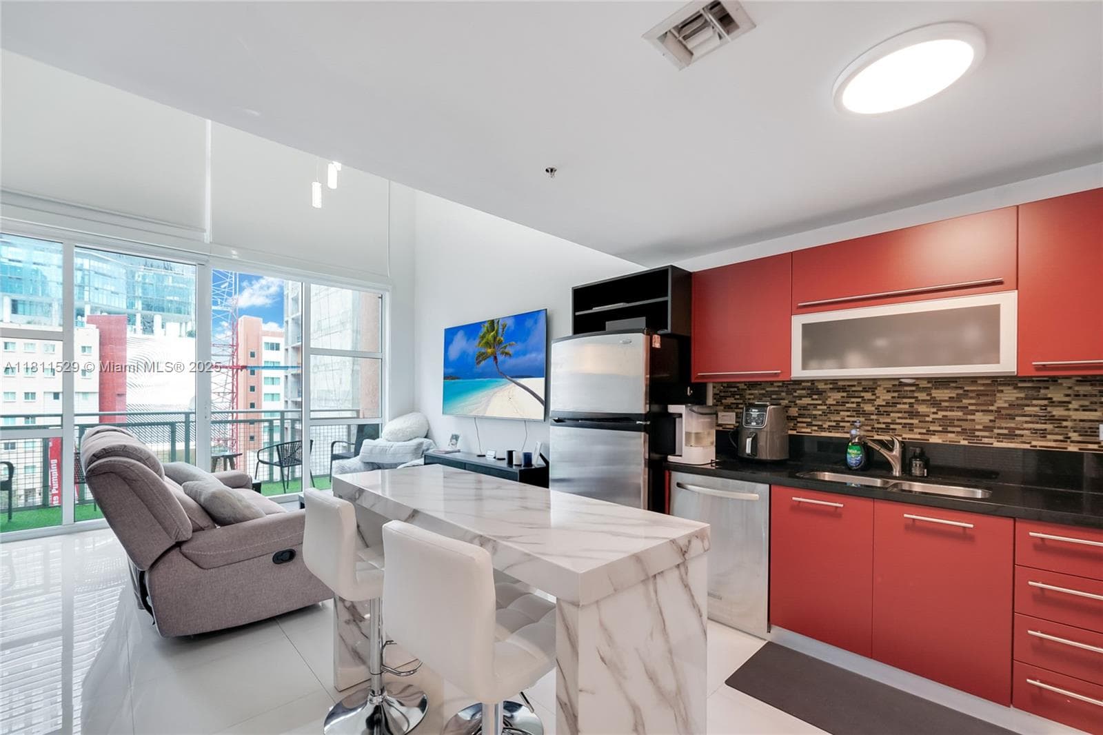 244 Biscayne Blvd # 644, Miami FL 33132 — 3