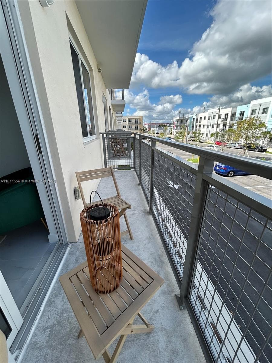 1010 SW 69th Ave # 212, Miami FL 33144 — 14