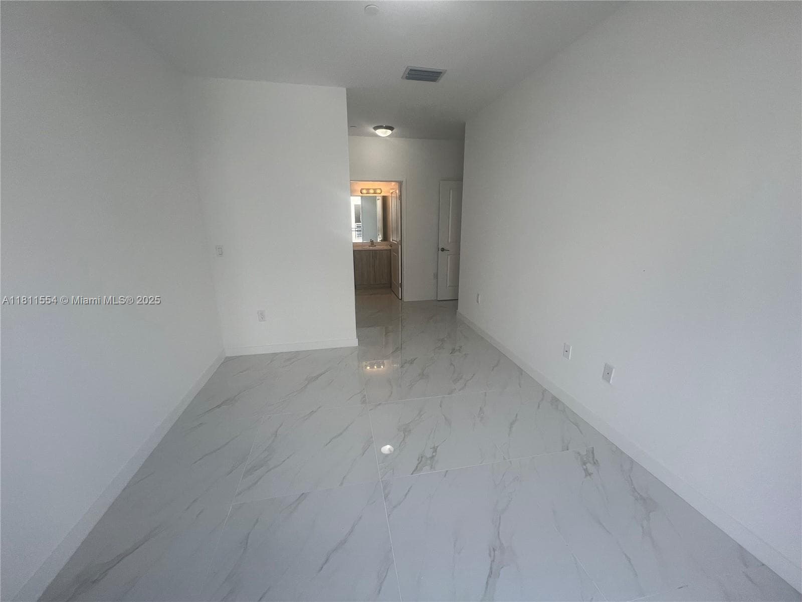 1010 SW 69th Ave # 212, Miami FL 33144 — 29