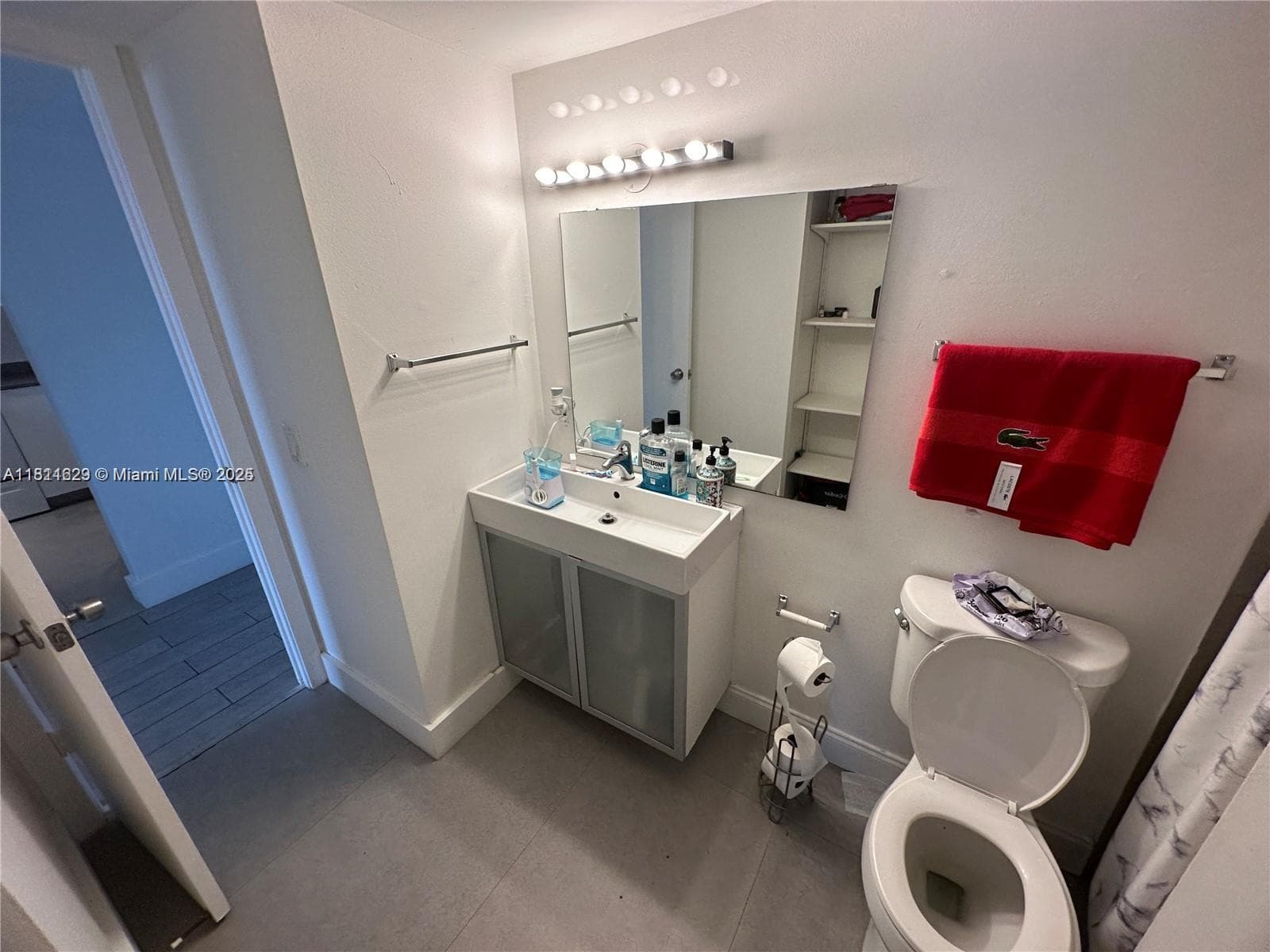486 NW 165th St Rd # 303, Miami FL 33169 — 4