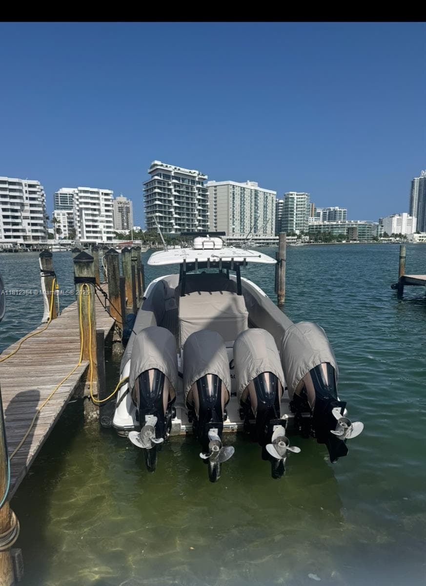 900 Bay Dr, Miami Beach FL 33141 — 1