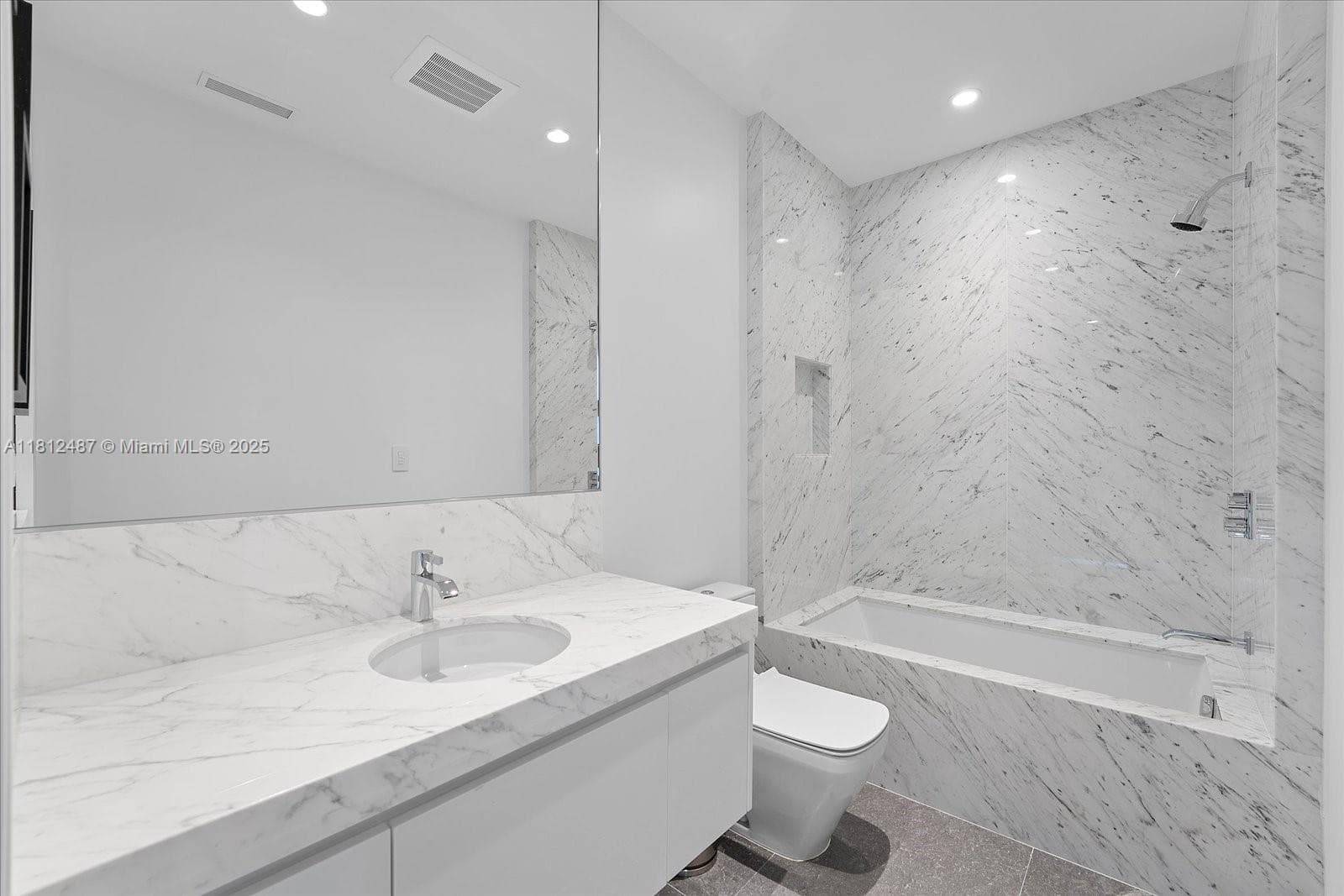 17901 Collins Ave # 3004, Sunny Isles Beach FL 33160 — 40