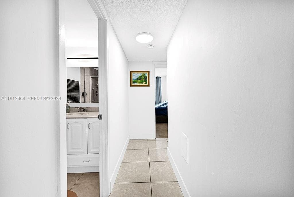 18041 Biscayne Blvd # 1201, Aventura FL 33160 — 16
