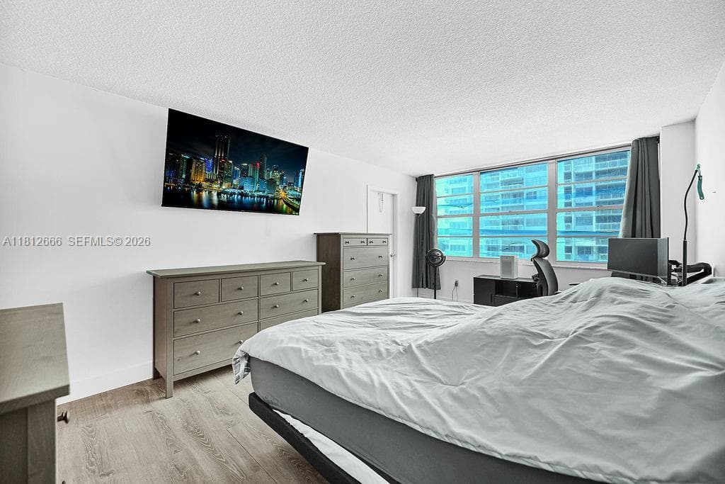 18041 Biscayne Blvd # 1201, Aventura FL 33160 — 8