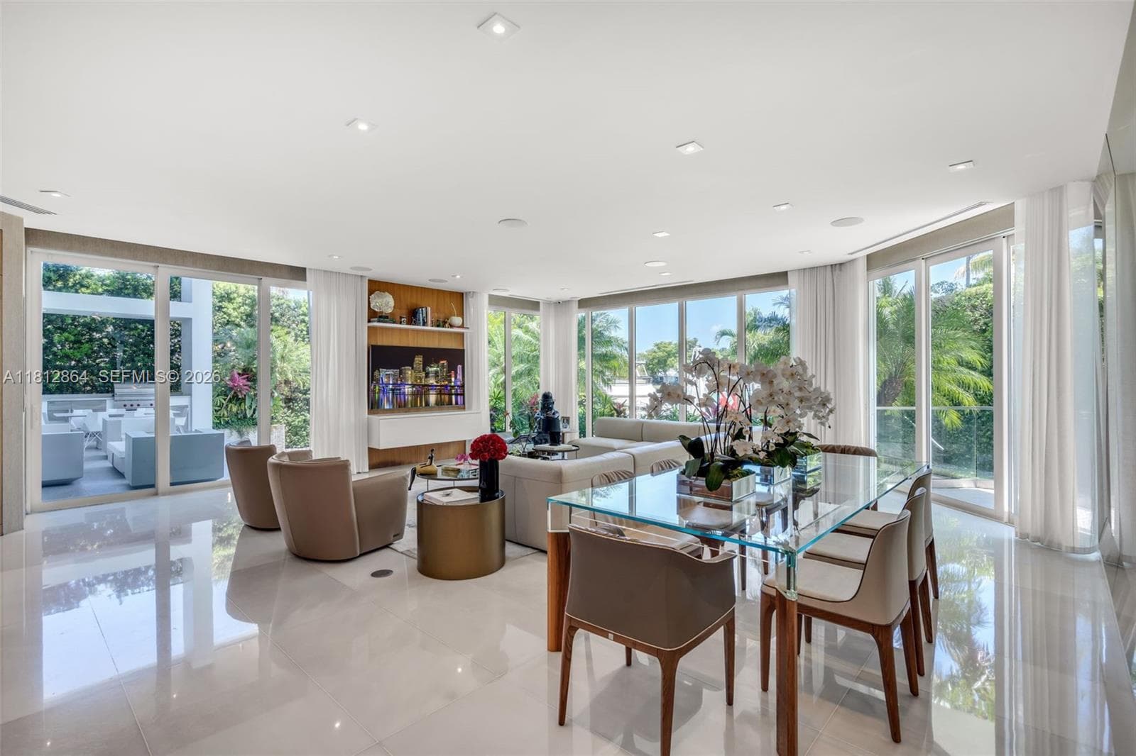 420 Island Dr, Key Biscayne FL 33149 — 24