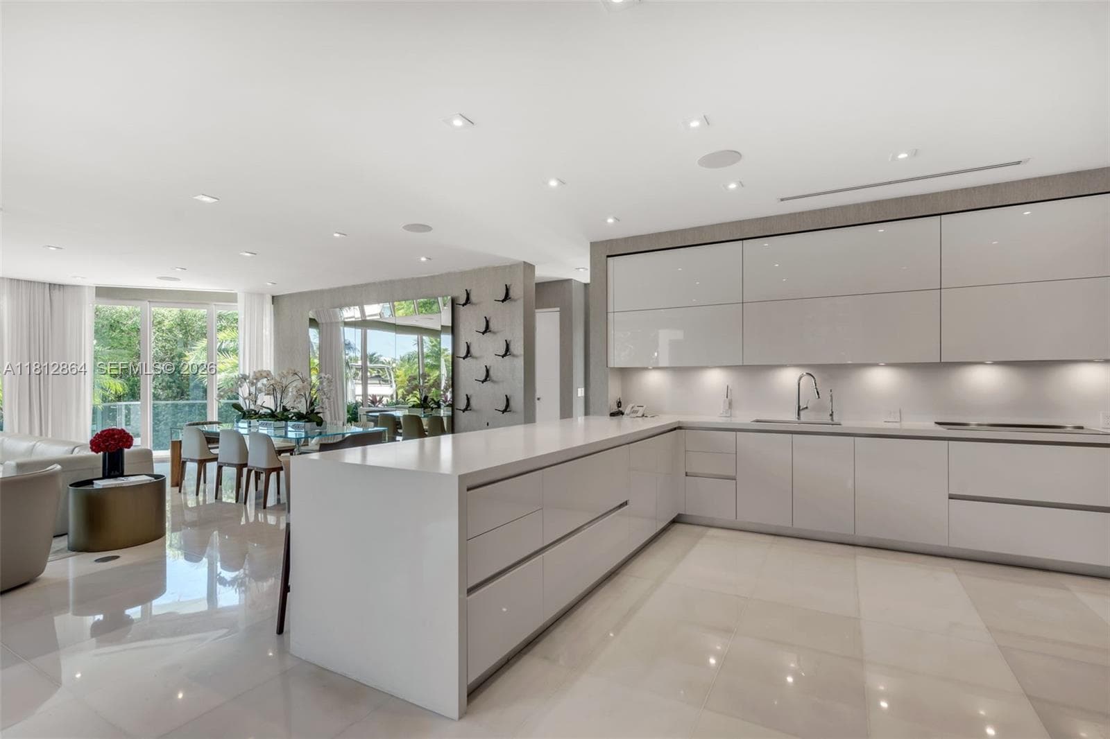 420 Island Dr, Key Biscayne FL 33149 — 15