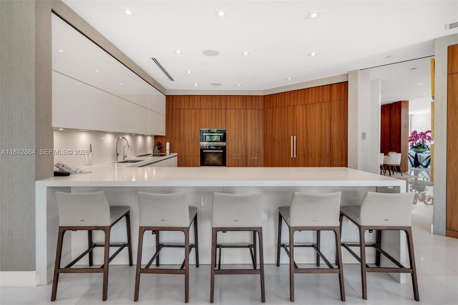 420 Island Dr, Key Biscayne FL 33149 — 25