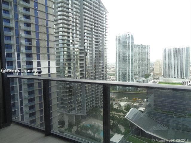45 SW 9th St # 2709, Miami FL 33130 — 2