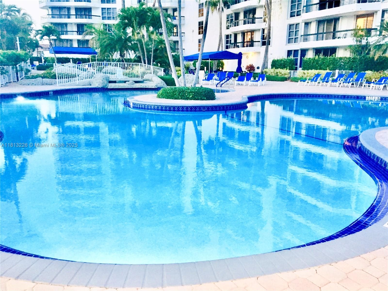 3530 Mystic Pointe Dr # 3001, Aventura FL 33180 — 16