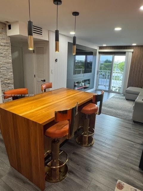 4550 NW 9th St # 520E, Miami FL 33126 — 5