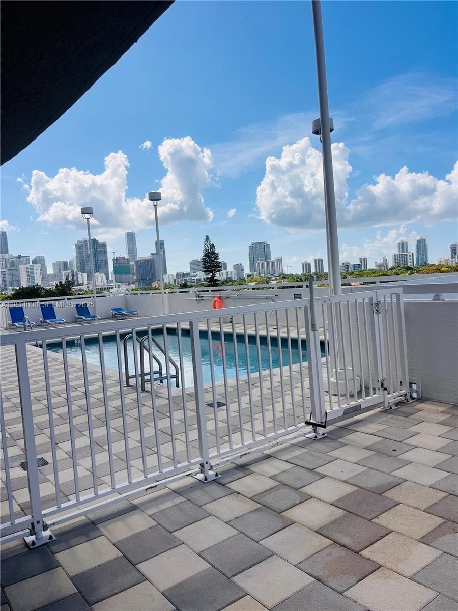 900 SW 8th St # 806, Miami FL 33130 — 13