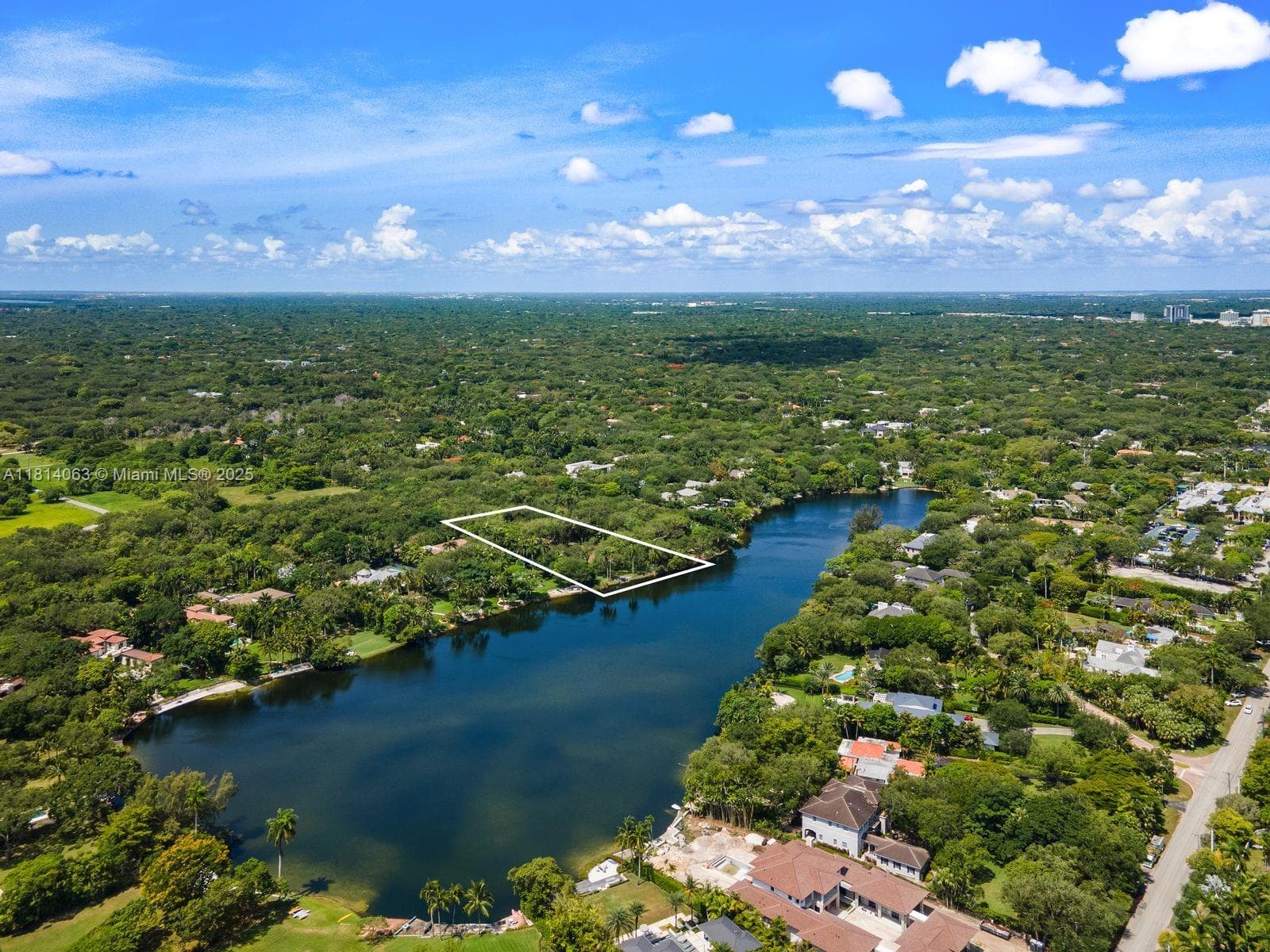 5355 Hammock Dr, Coral Gables FL 33156 — 17