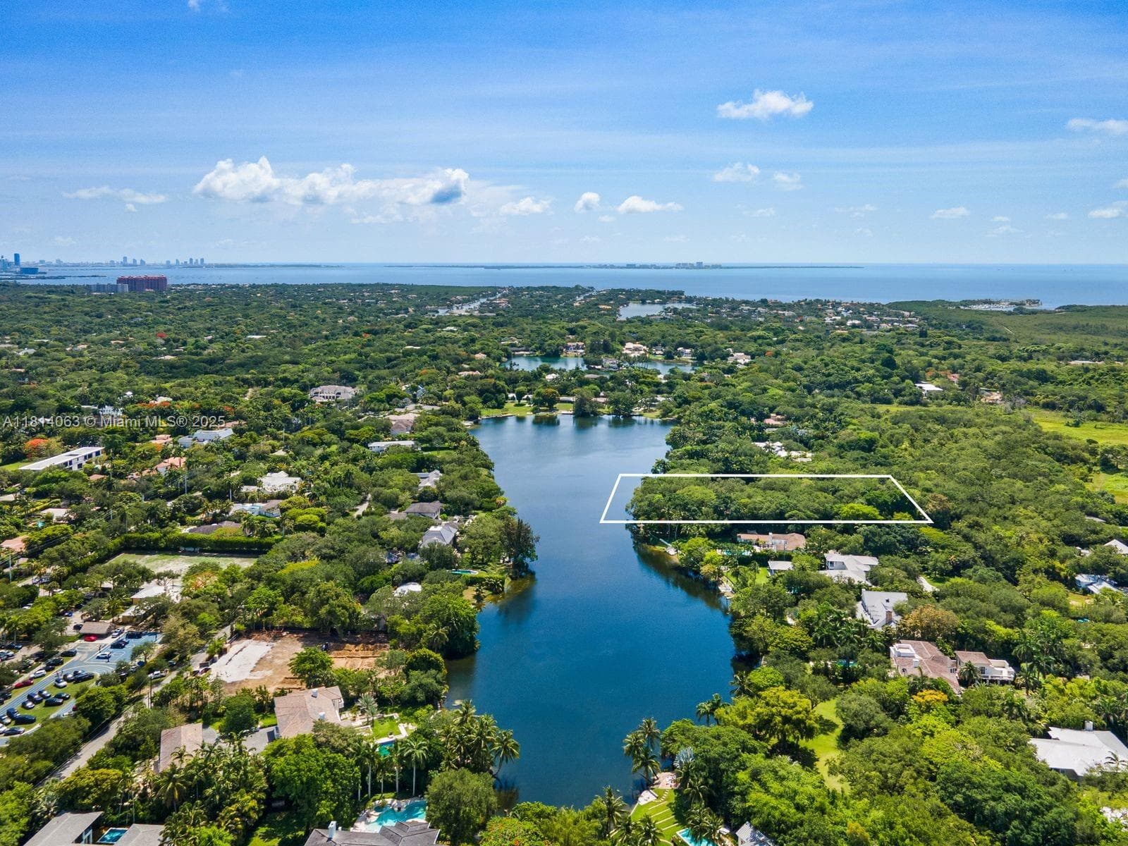 5355 Hammock Dr, Coral Gables FL 33156 — 16