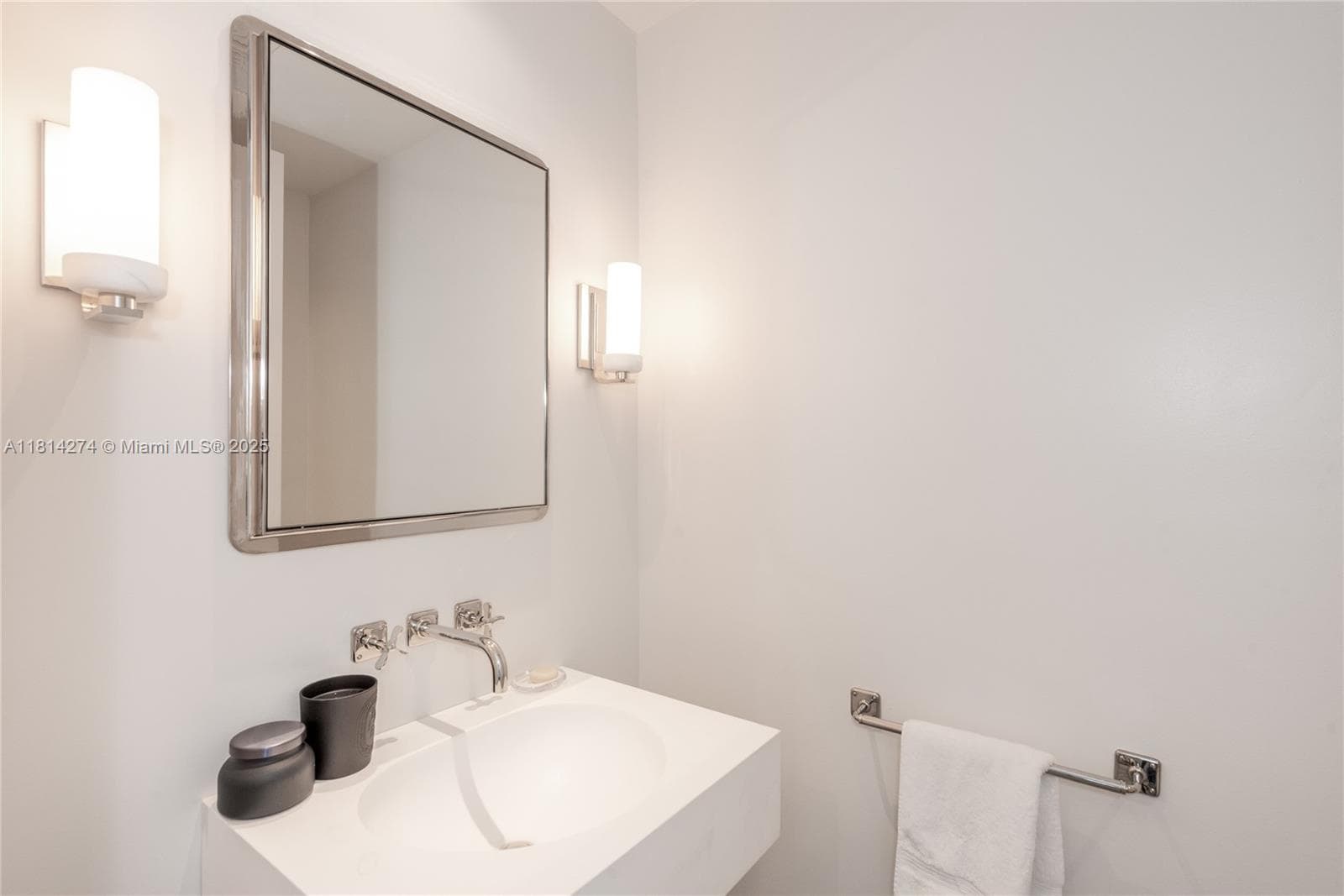 10295 Collins Ave # 2506, Bal Harbour FL 33154 — 17