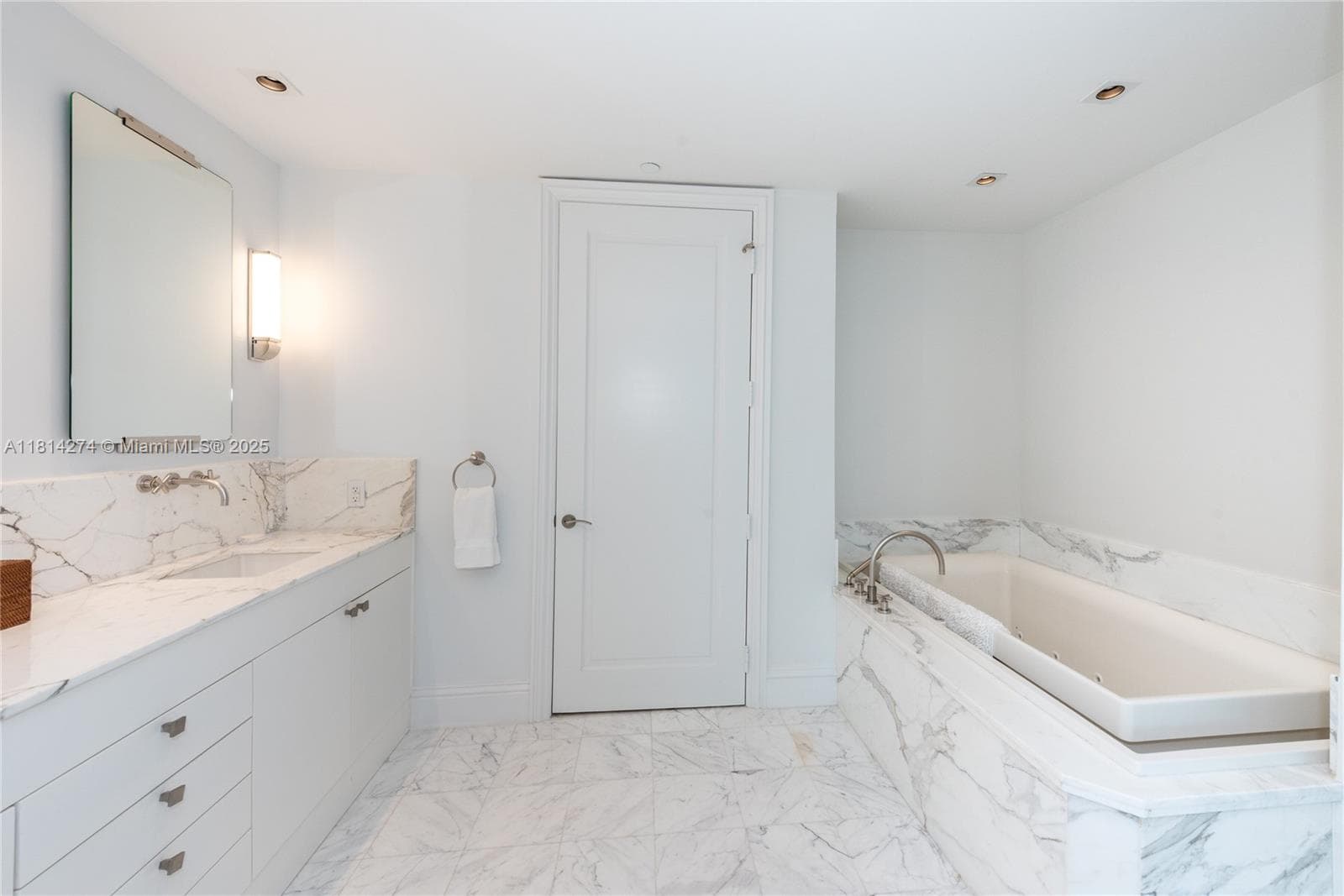 10295 Collins Ave # 2506, Bal Harbour FL 33154 — 10