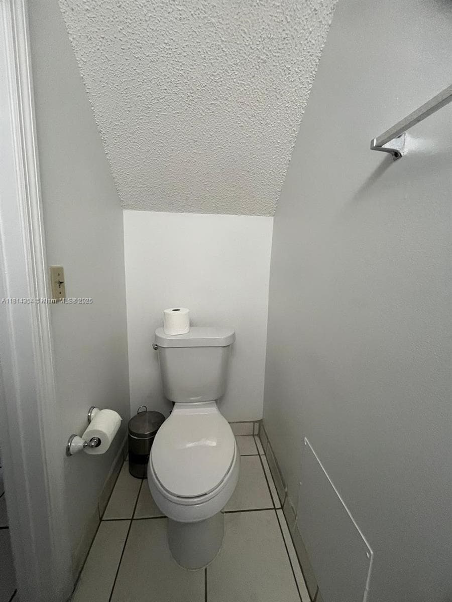 14901 SW 82nd Ter # 207, Miami FL 33193 — 5