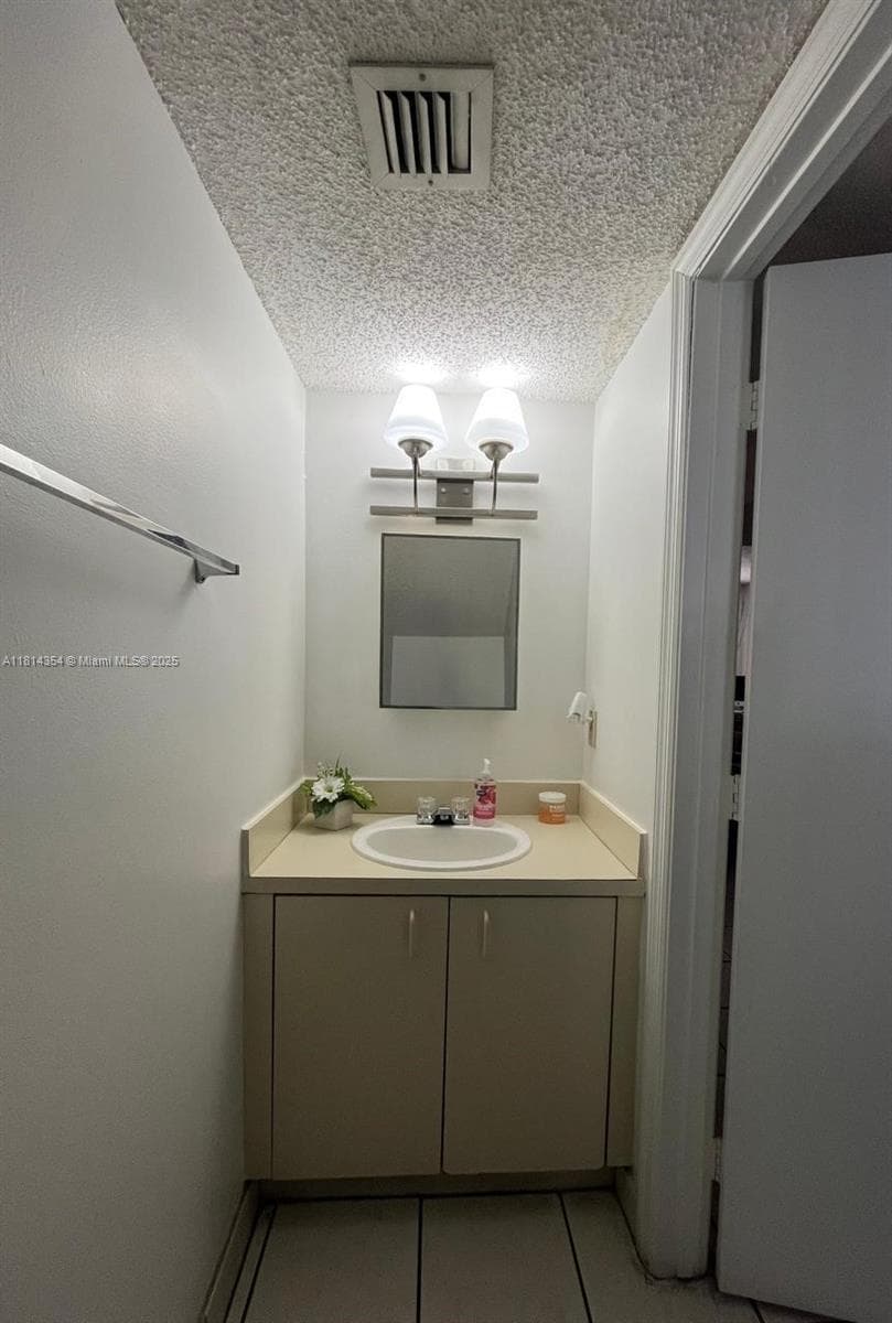 14901 SW 82nd Ter # 207, Miami FL 33193 — 4