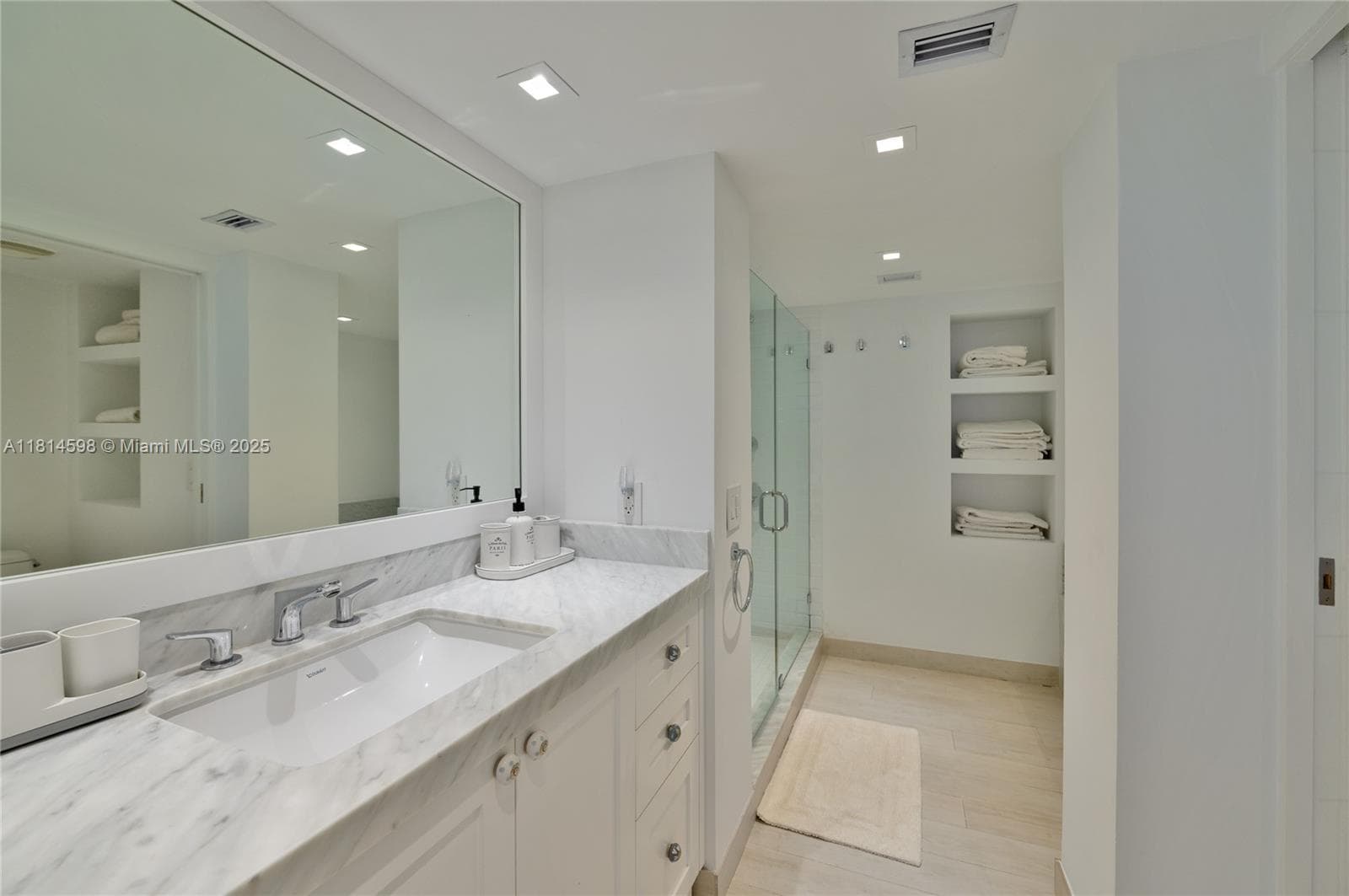 101 Crandon Blvd # 480, Key Biscayne FL 33149 — 16