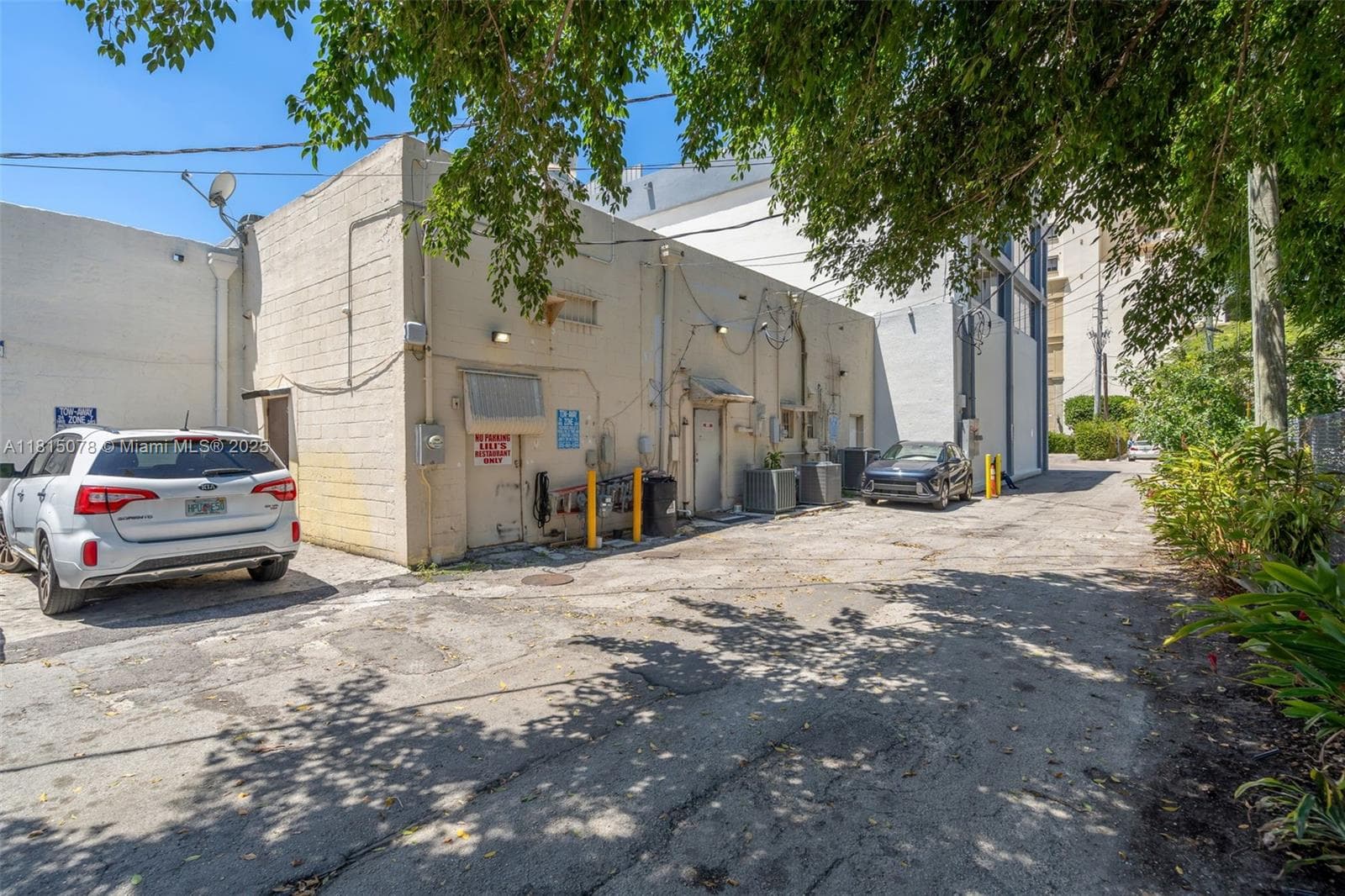 1913 Ponce De Leon Blvd, Coral Gables FL 33134 — 28