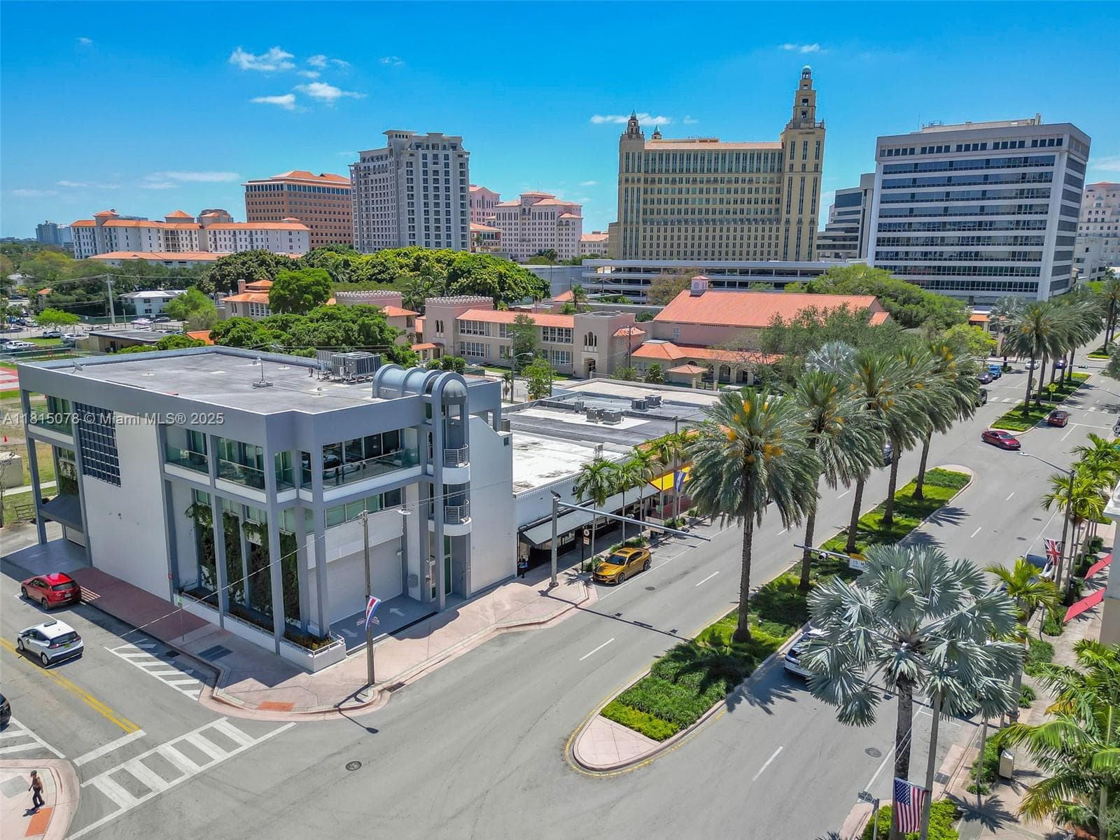 1913 Ponce De Leon Blvd, Coral Gables FL 33134 — 4