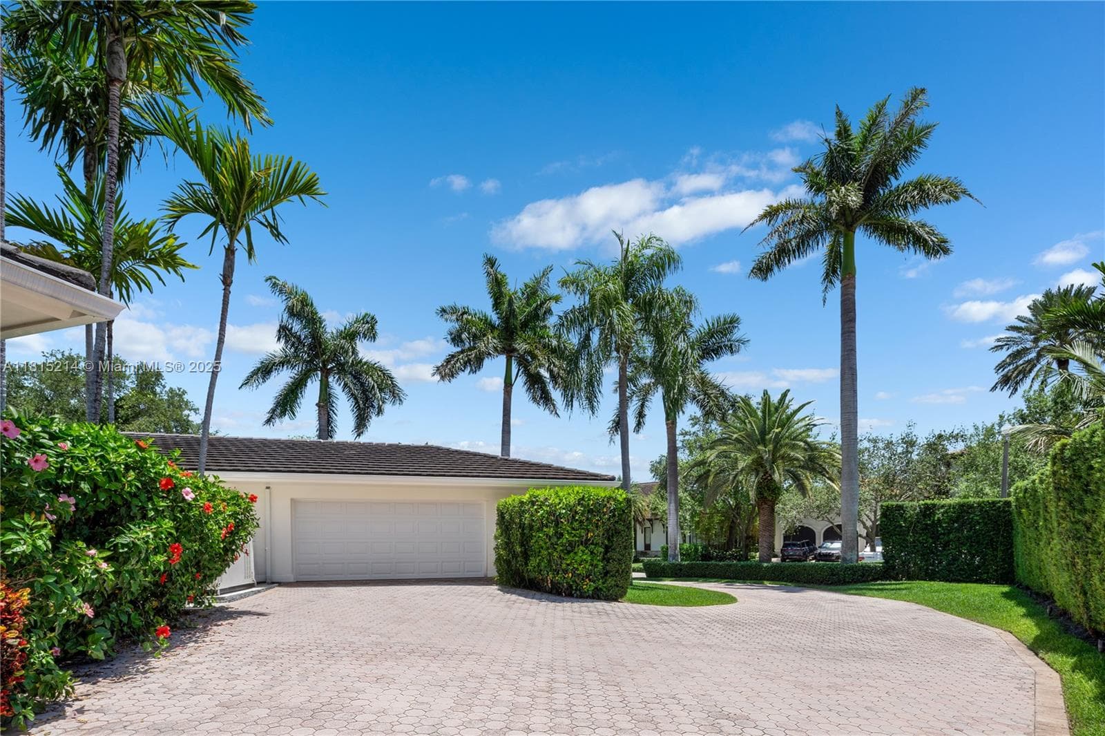 435 Marquesa Dr, Coral Gables FL 33156 — 5