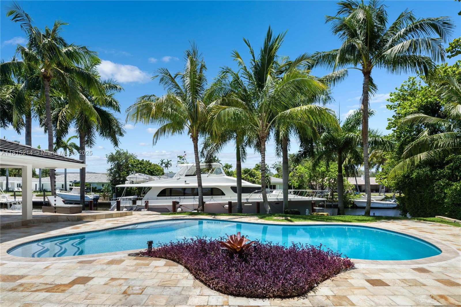 435 Marquesa Dr, Coral Gables FL 33156 — 25