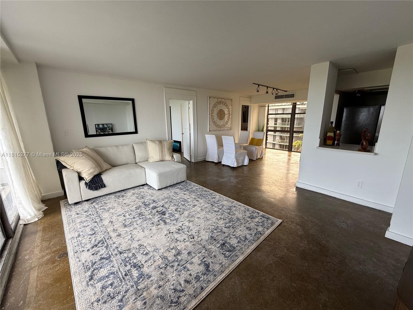 5701 Biscayne Blvd # 701, Miami FL 33137 — 6