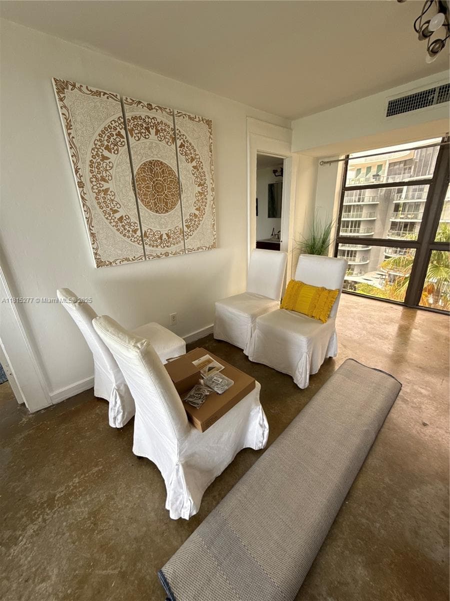 5701 Biscayne Blvd # 701, Miami FL 33137 — 18