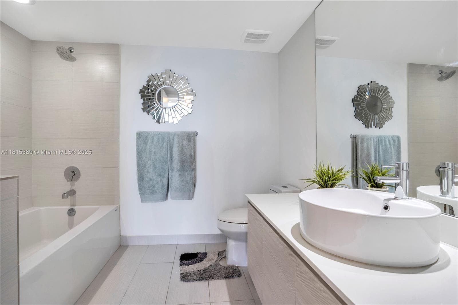 4250 Biscayne Blvd # 1116, Miami FL 33137 — 6
