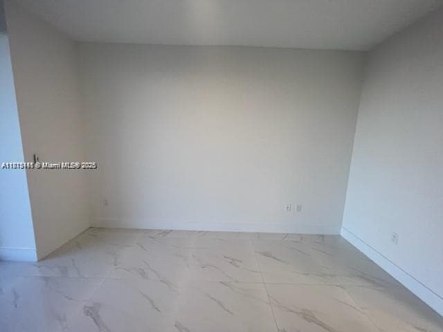 16385 Biscayne Blvd # 820, North Miami Beach FL 33160 — 9