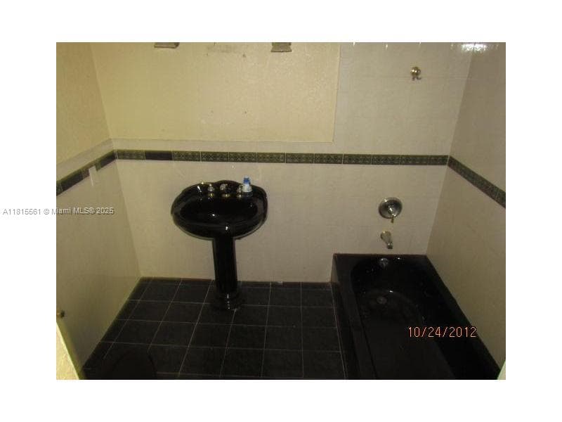 Village At Dadeland Condo, Miami, FL — 4