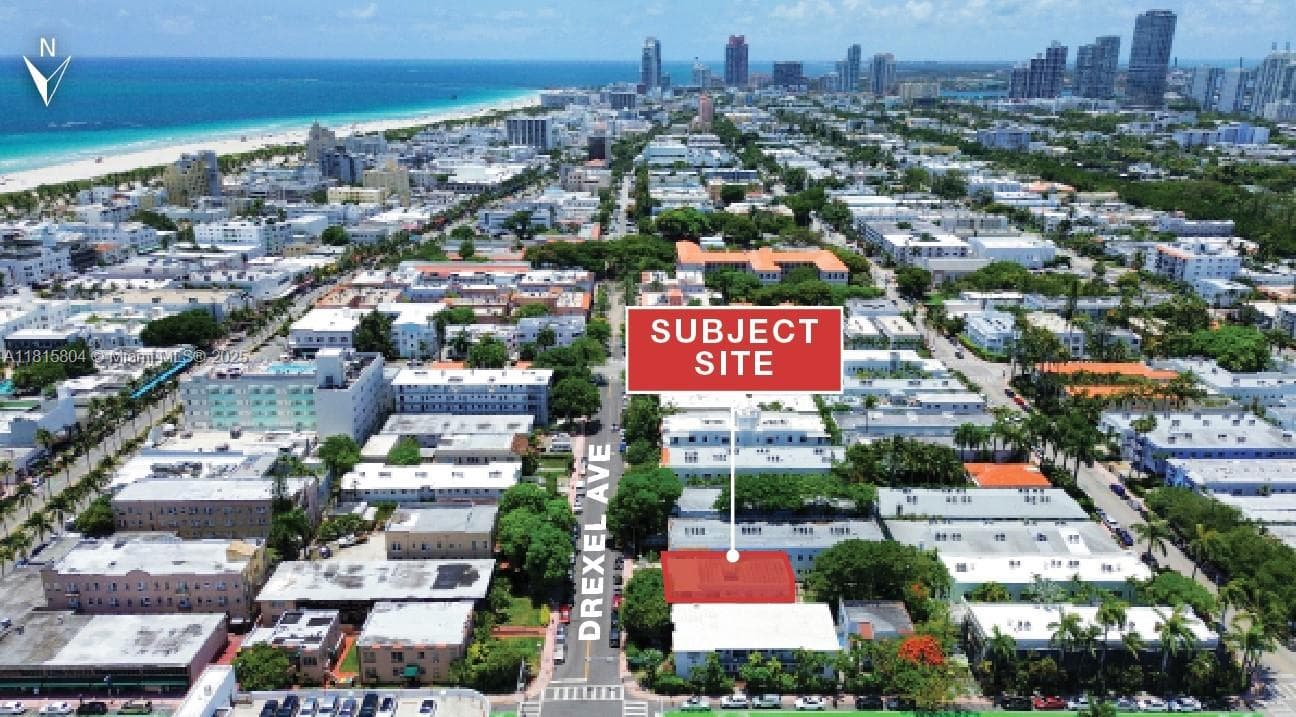 Miami Beach, FL — 2