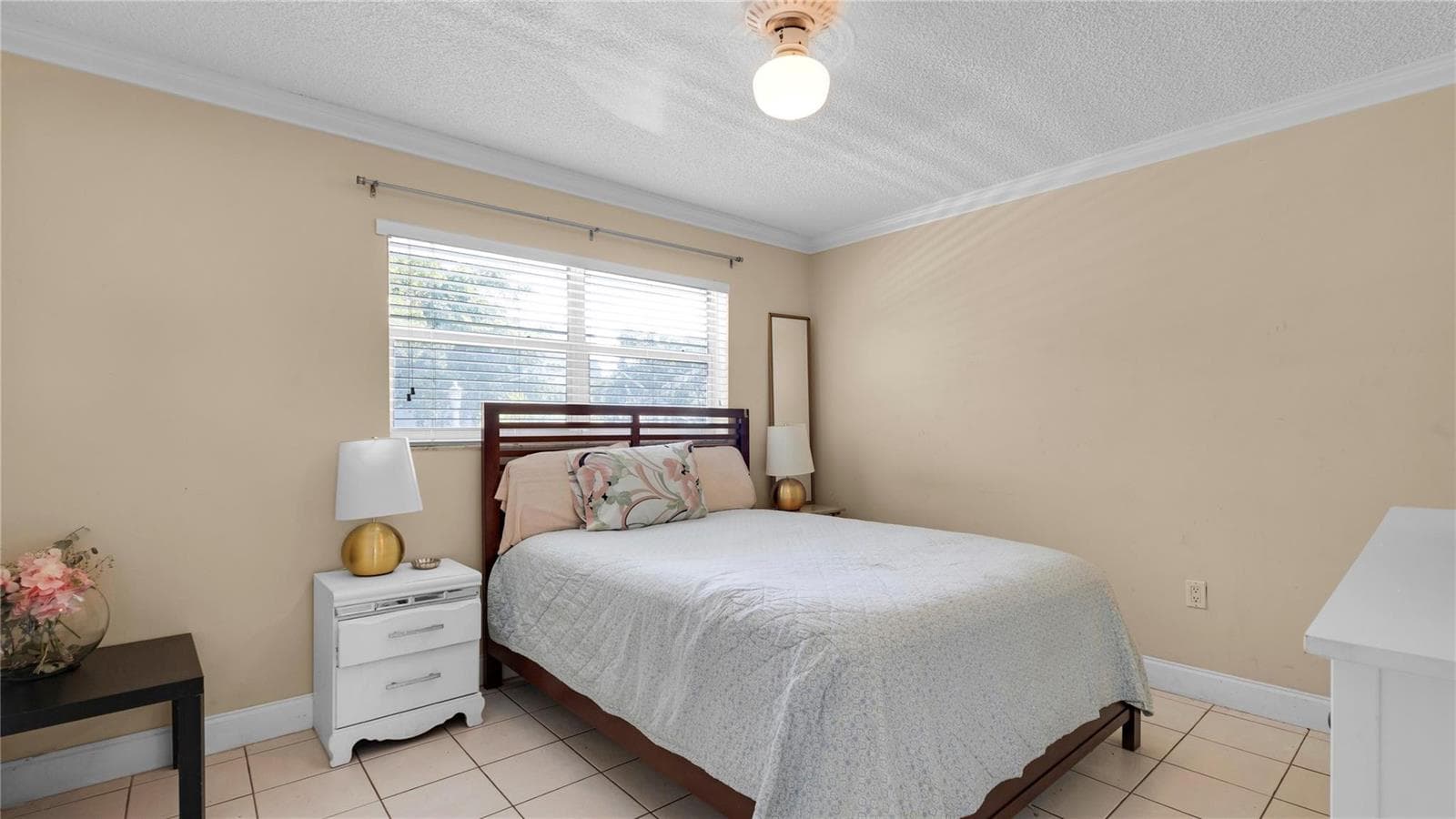 3725 NE 169th Street # 207, North Miami Beach FL 33160 — 5