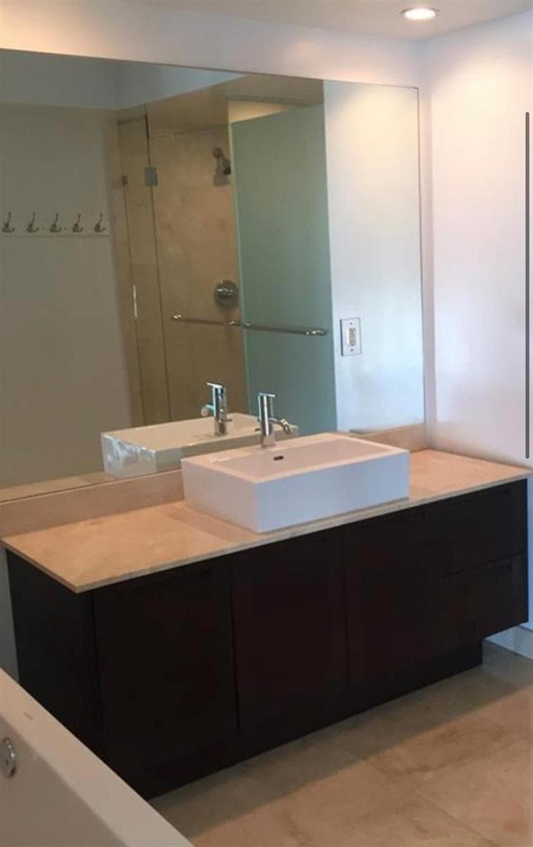 150 Sunny Isle # 1802, Sunny Isles Beach FL 33160 — 4
