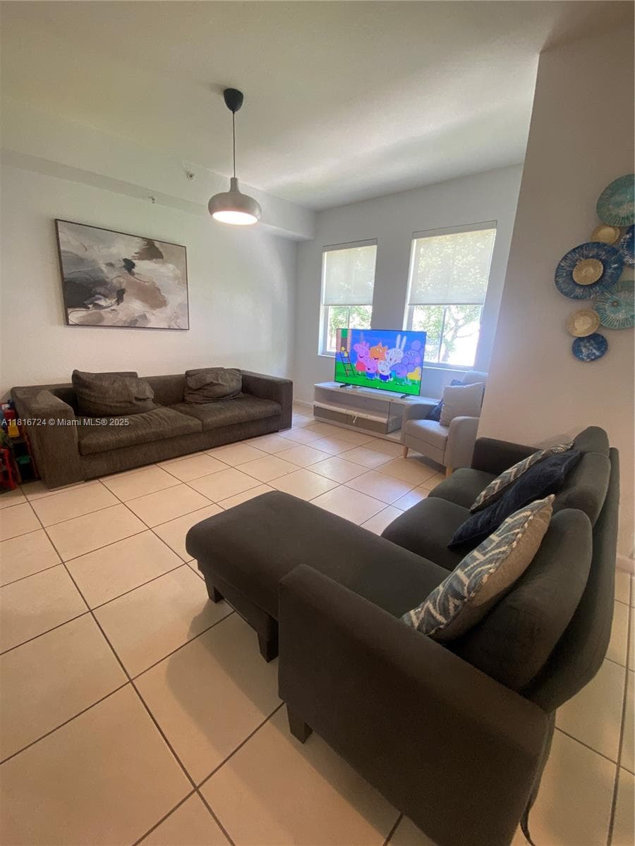 11603 NW 89th St # 214, Doral FL 33178 — 10