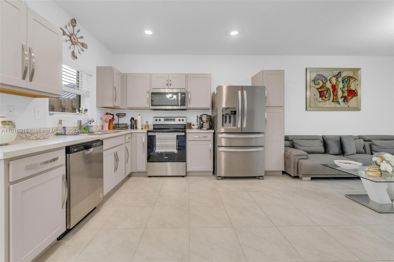 504 NE 1st Dr, Florida City FL 33034 — 6