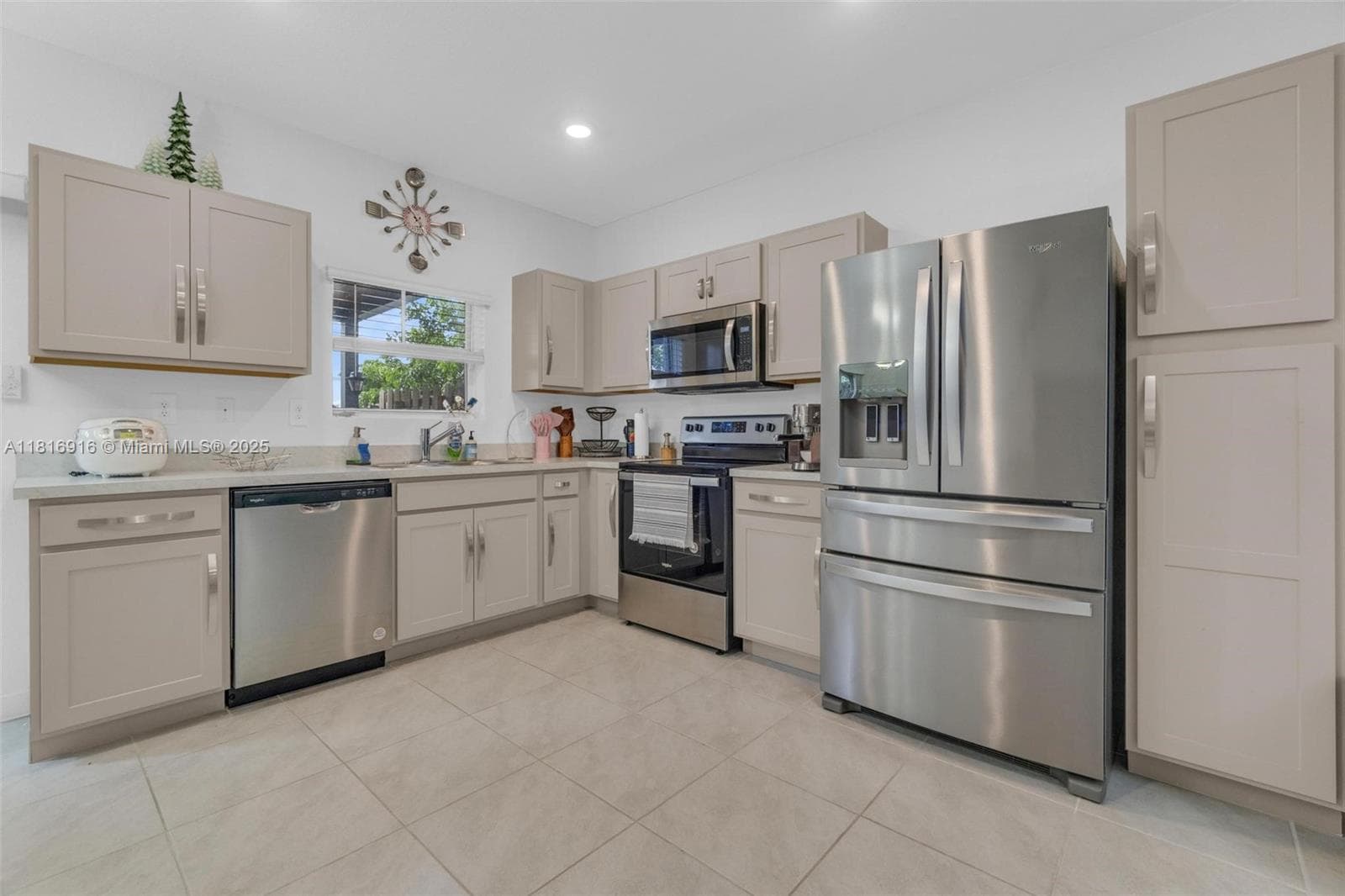 504 NE 1st Dr, Florida City FL 33034 — 4