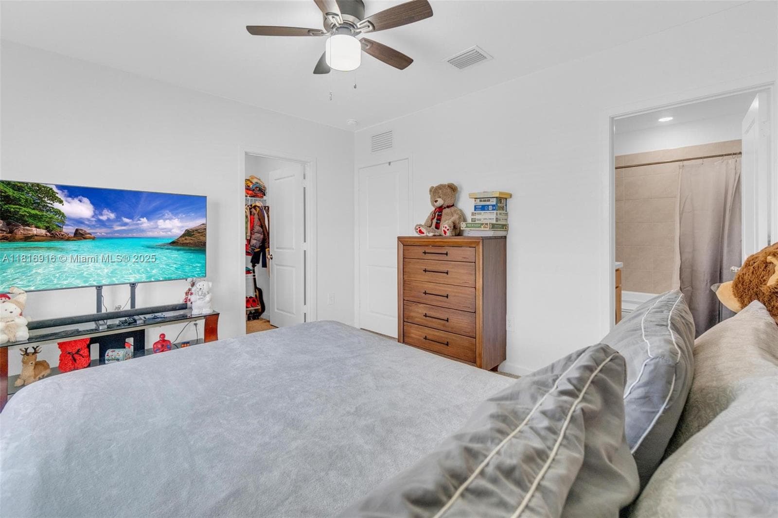 504 NE 1st Dr, Florida City FL 33034 — 25