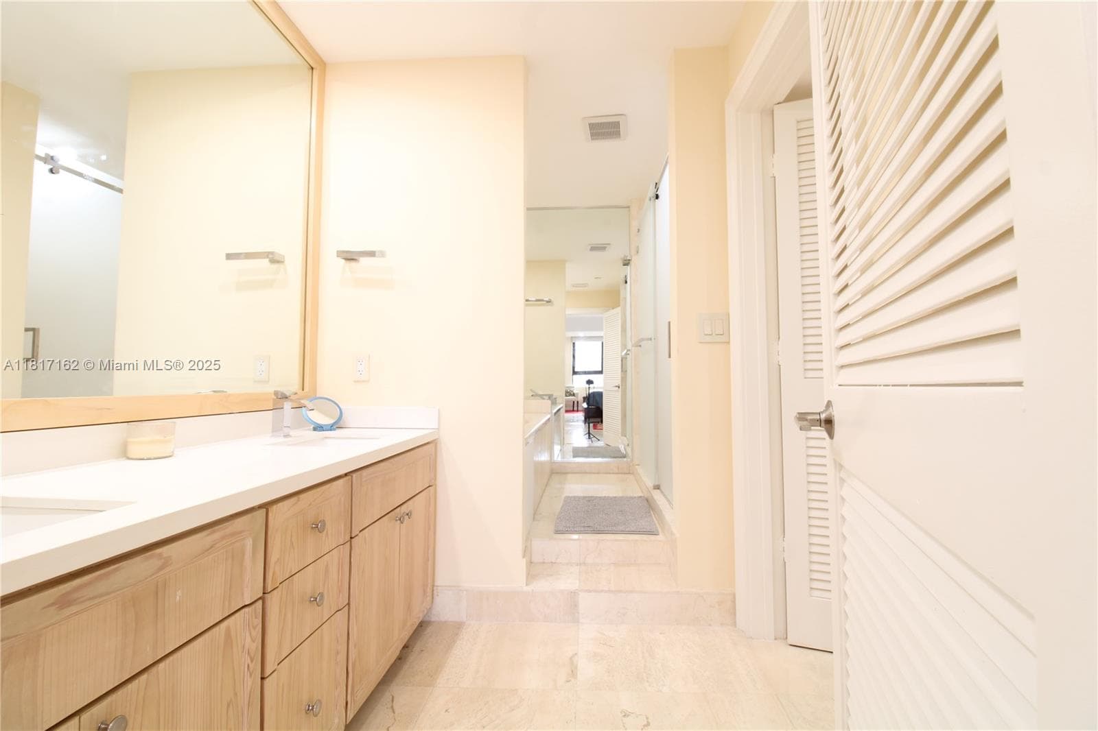 151 Crandon Blvd # 702, Key Biscayne FL 33149 — 17