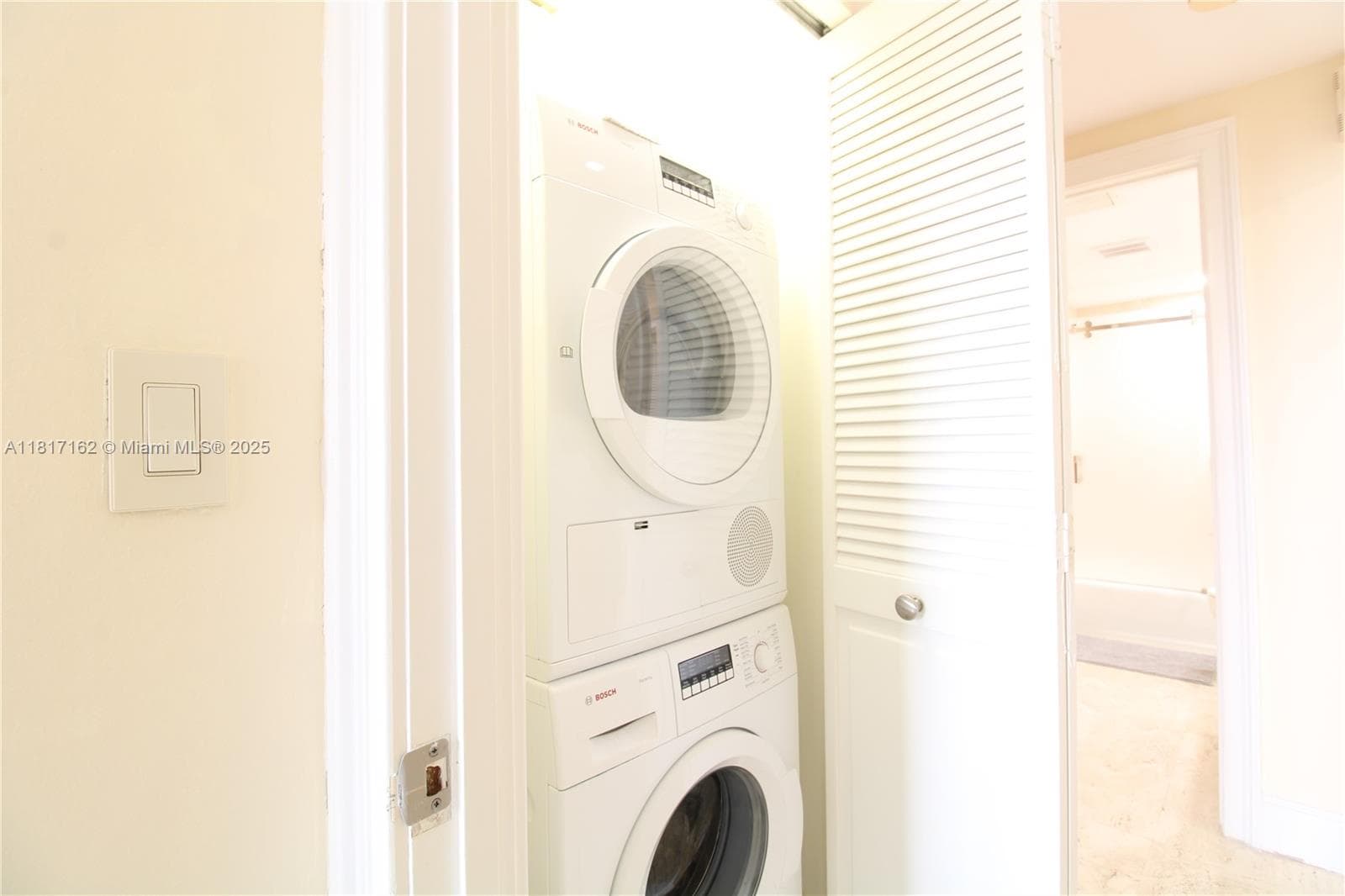 151 Crandon Blvd # 702, Key Biscayne FL 33149 — 24