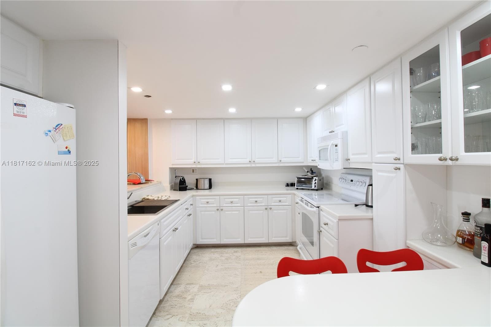 151 Crandon Blvd # 702, Key Biscayne FL 33149 — 11